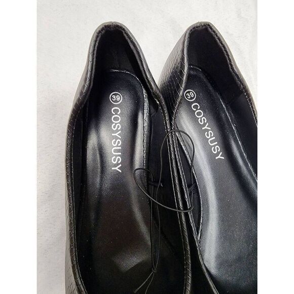 Women's Size 8.5 Ballet Flat Shoes Pointed Toe Slip On Snake Skin Embossed Vegan - Picture 8 of 8